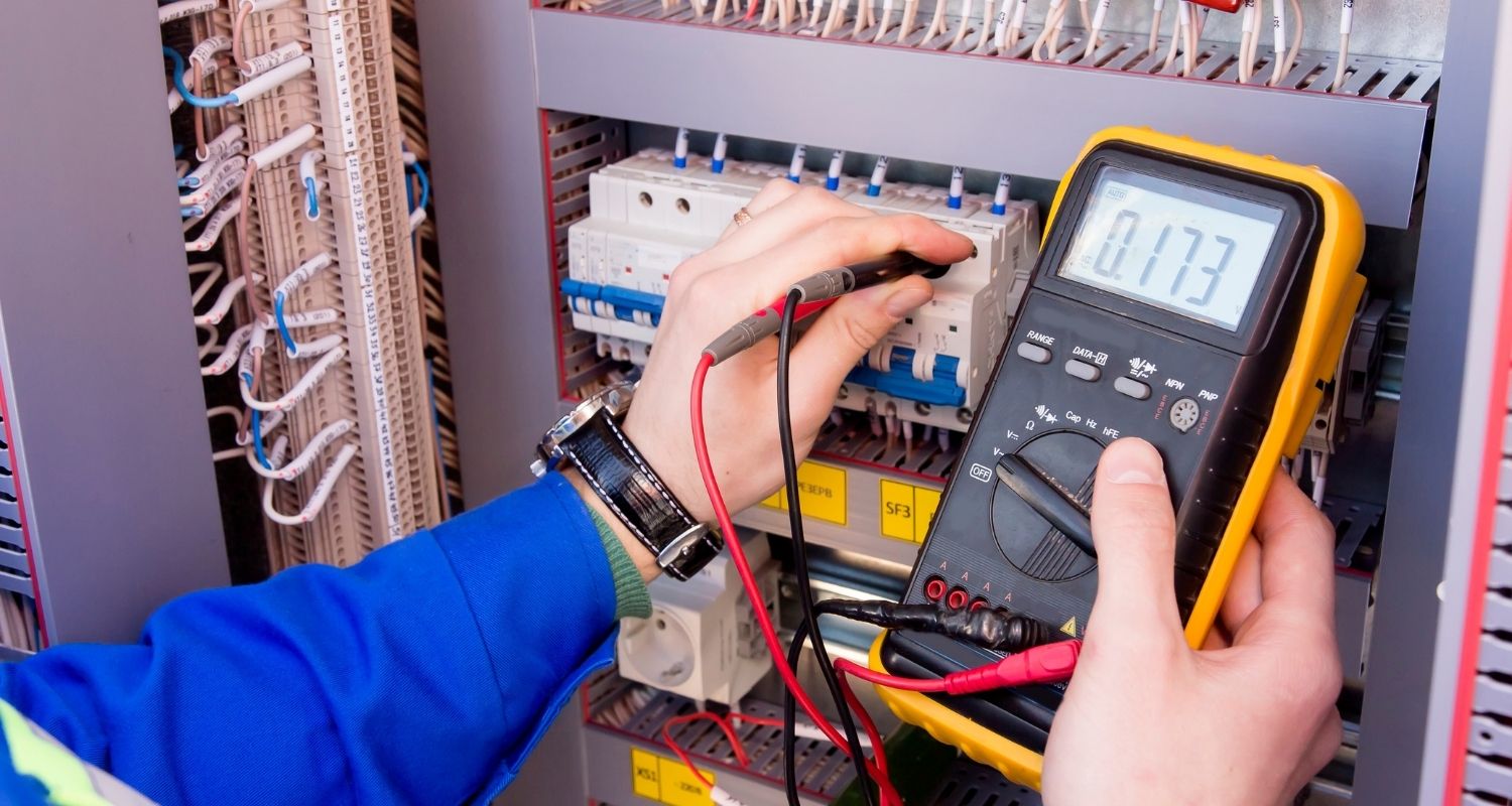 How To Choose the Best Electrician Burnaby?
